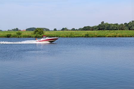 Boot auf der Weser bei Dörverden